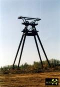 SDAG Wismut Bergbau Betrieb Drosen im Revier Ronneburg, Thüringen, (D) (20) Juni 2002 Schacht 403.jpg